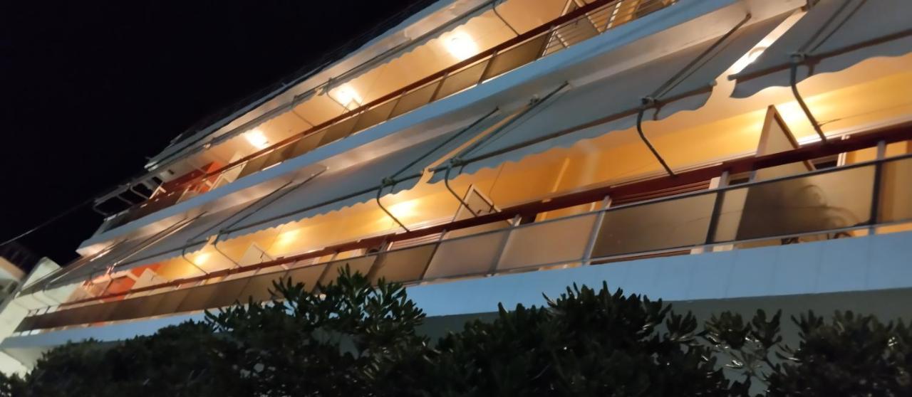 Kekrops Hotel Loutra Aidhipsou Exteriör bild
