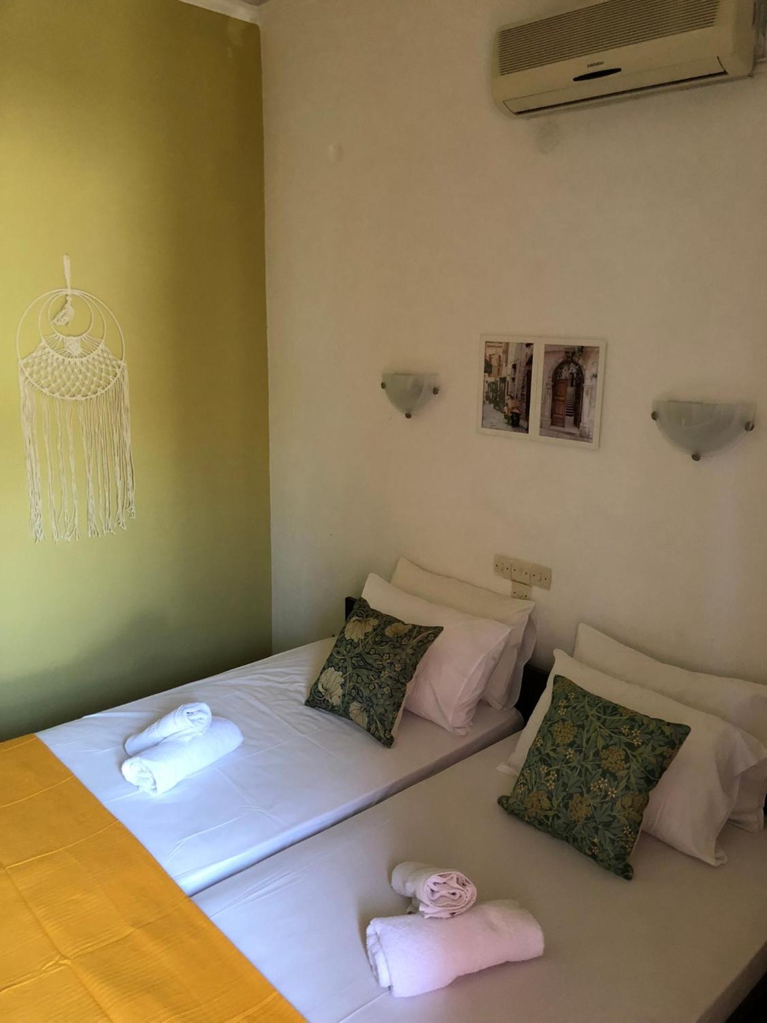 Kekrops Hotel Loutra Aidhipsou Exteriör bild